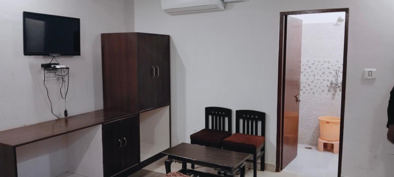 Tiger Guest House Савай Мадхопур Екстериор снимка